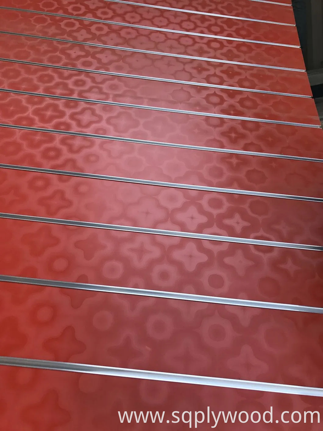 Horizontal Groove Length 2440mm Melamine Colors UV New Design MDF Slatwall Panel Slot Board